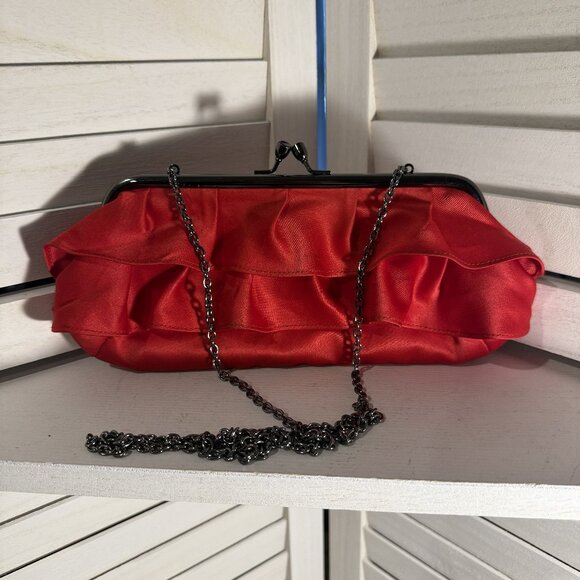 Hollywould for Target Red Satin Clutch 10x5 Ruffle Frame Chain Strap - Picture 1 of 5